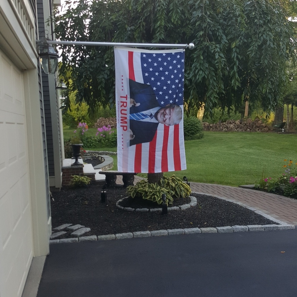 Trump Flags - Picture 2 of 2